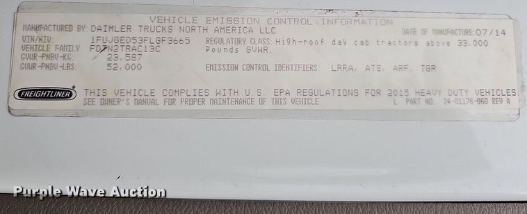 image for item DO4349 2015 Freightliner Cascadia Evolution  semi truck