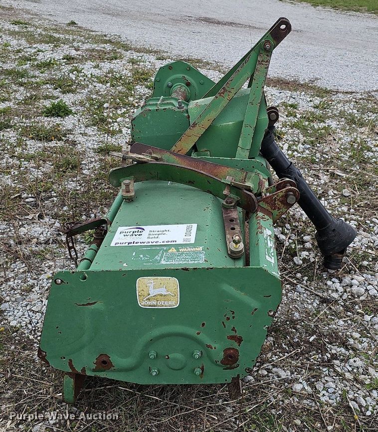 image for item DO4355 John Deere 550  tiller