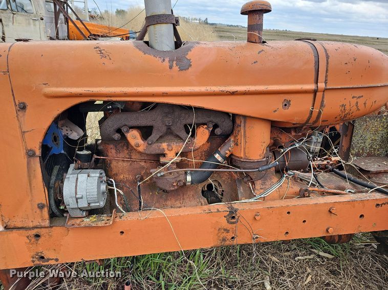 image for item DO4357 Allis Chalmers  tractor