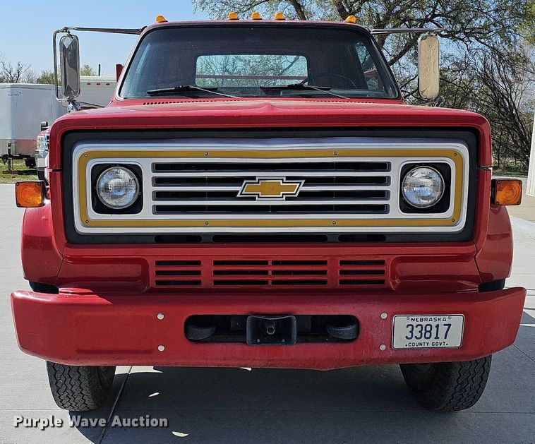 image for item DO4366 1989 Chevrolet C60 Custom Deluxe  fire truck