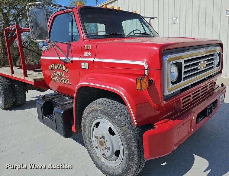 image for item DO4366 1989 Chevrolet C60 Custom Deluxe  fire truck