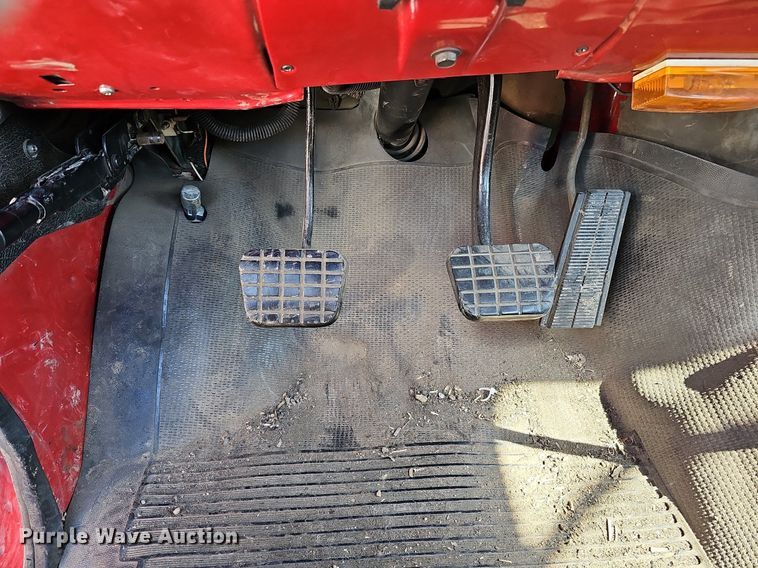 image for item DO4366 1989 Chevrolet C60 Custom Deluxe  fire truck