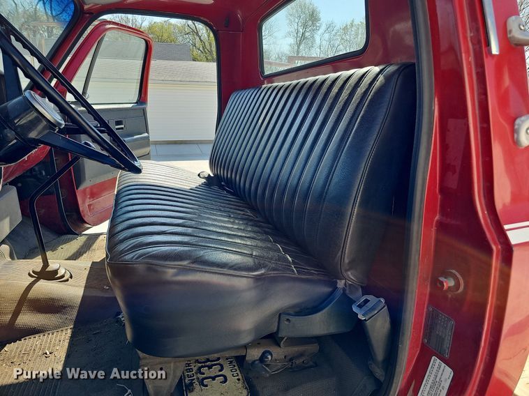 image for item DO4366 1989 Chevrolet C60 Custom Deluxe  fire truck