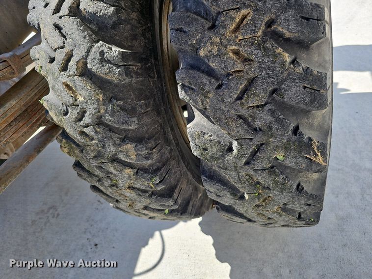 image for item DO4366 1989 Chevrolet C60 Custom Deluxe  fire truck