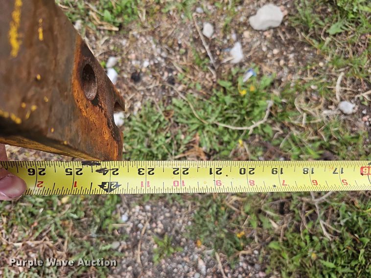 image for item DO4371 International Harvester  attachments