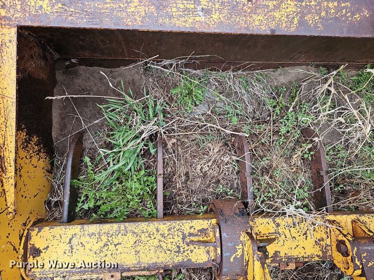 image for item DO4371 International Harvester  attachments