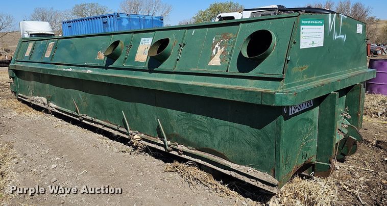 image for item DO4376 Roll-off recycling container