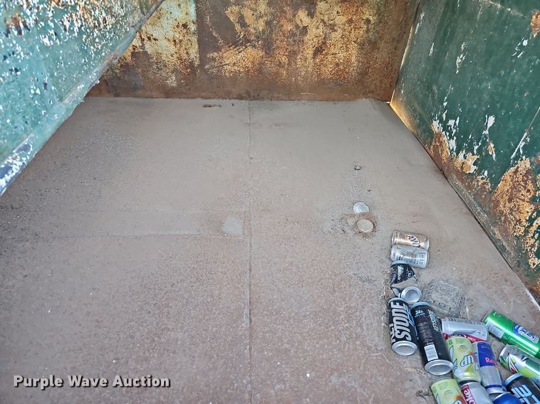 image for item DO4376 Roll-off recycling container