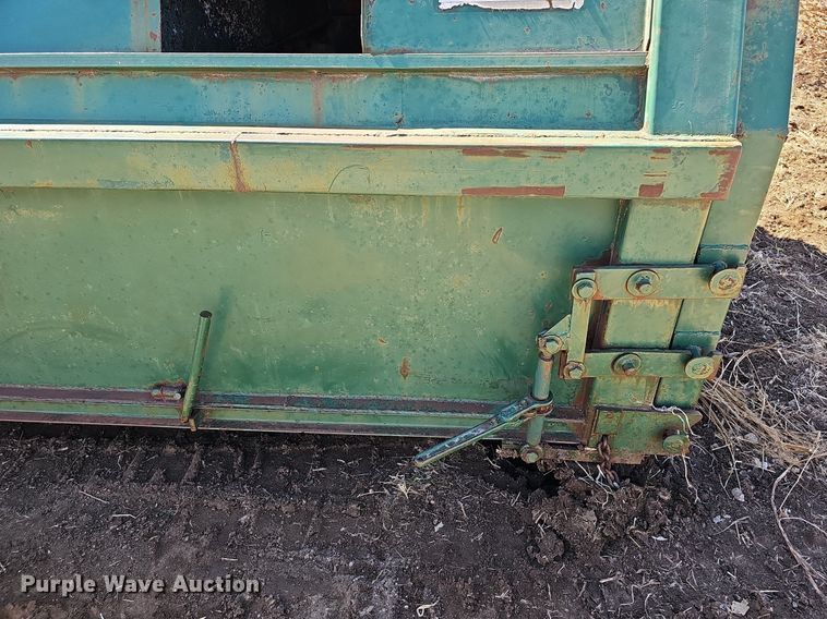 image for item DO4376 Roll-off recycling container