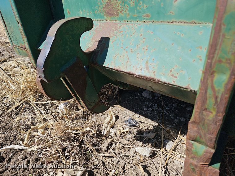 image for item DO4376 Roll-off recycling container