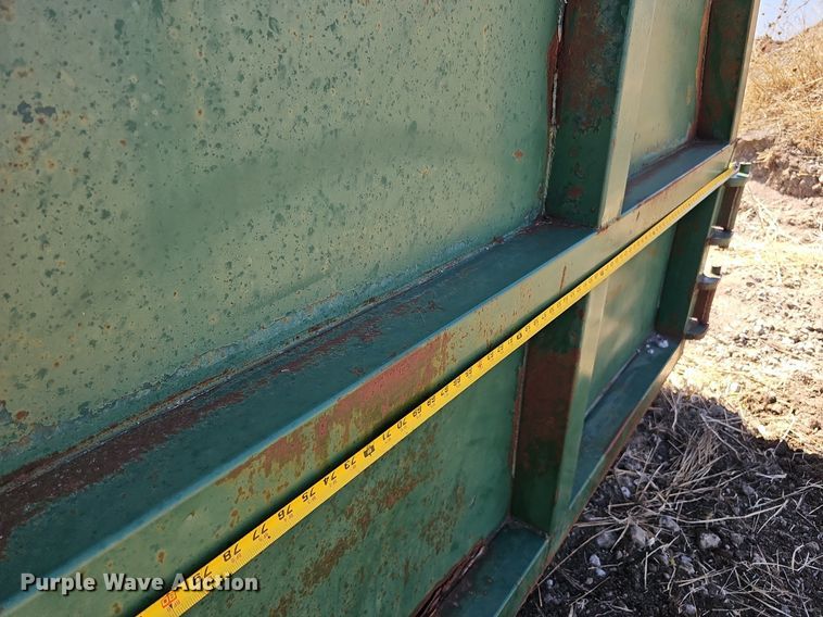 image for item DO4376 Roll-off recycling container