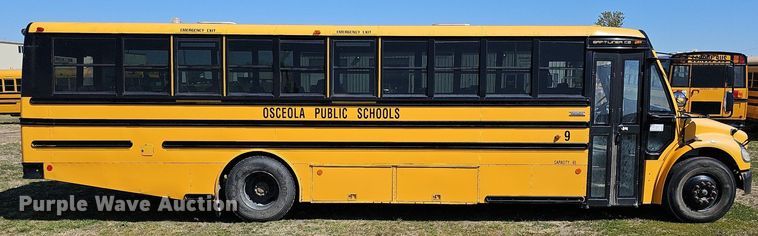 image for item DO4377 2009 Thomas Built Saf-T-Liner C2  school bus