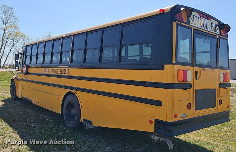 image for item DO4377 2009 Thomas Built Saf-T-Liner C2  school bus