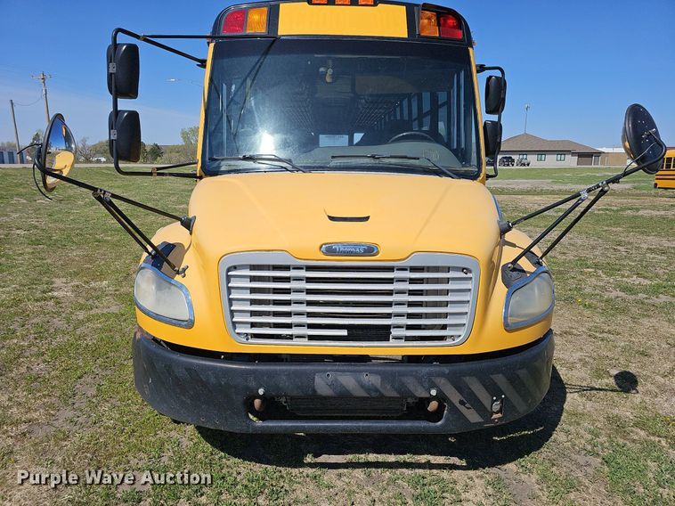 image for item DO4377 2009 Thomas Built Saf-T-Liner C2  school bus