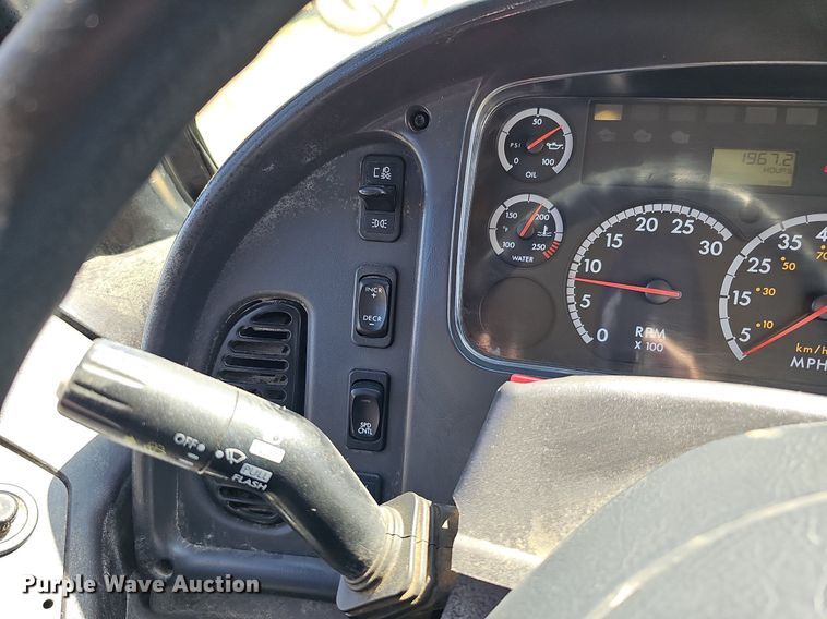 image for item DO4377 2009 Thomas Built Saf-T-Liner C2  school bus