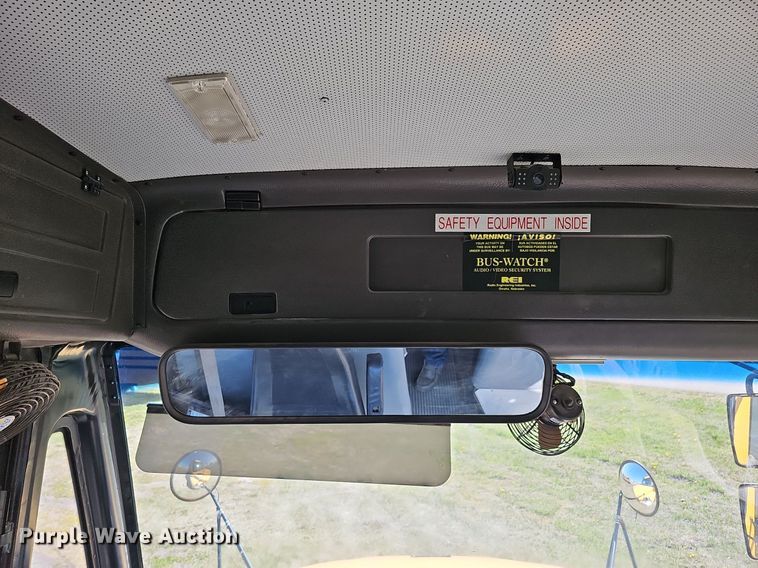 image for item DO4377 2009 Thomas Built Saf-T-Liner C2  school bus