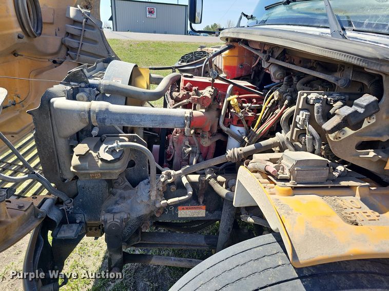 image for item DO4377 2009 Thomas Built Saf-T-Liner C2  school bus