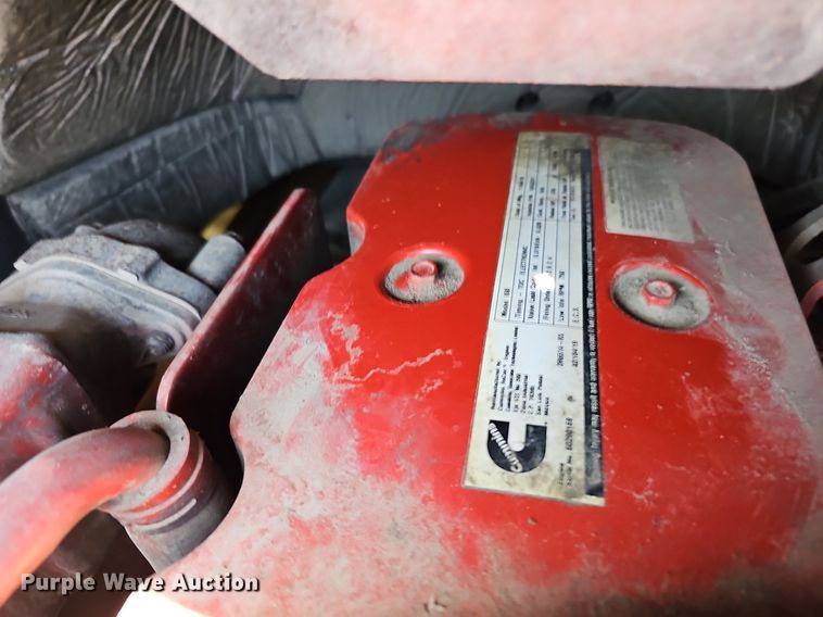 image for item DO4377 2009 Thomas Built Saf-T-Liner C2  school bus