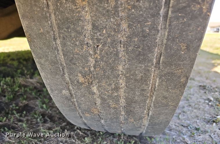 image for item DO4377 2009 Thomas Built Saf-T-Liner C2  school bus