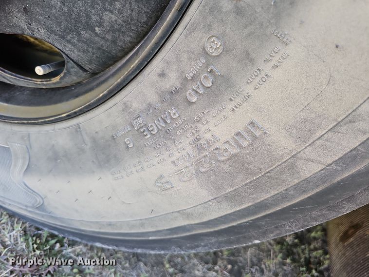 image for item DO4377 2009 Thomas Built Saf-T-Liner C2  school bus