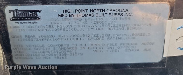 image for item DO4377 2009 Thomas Built Saf-T-Liner C2  school bus