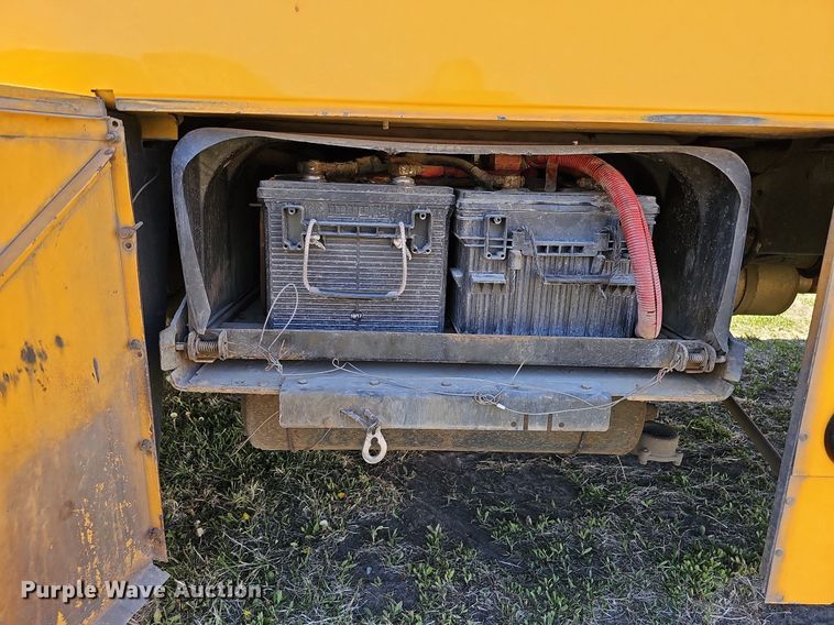 image for item DO4378 2007 Thomas Built Saf-T-Liner C2  school bus