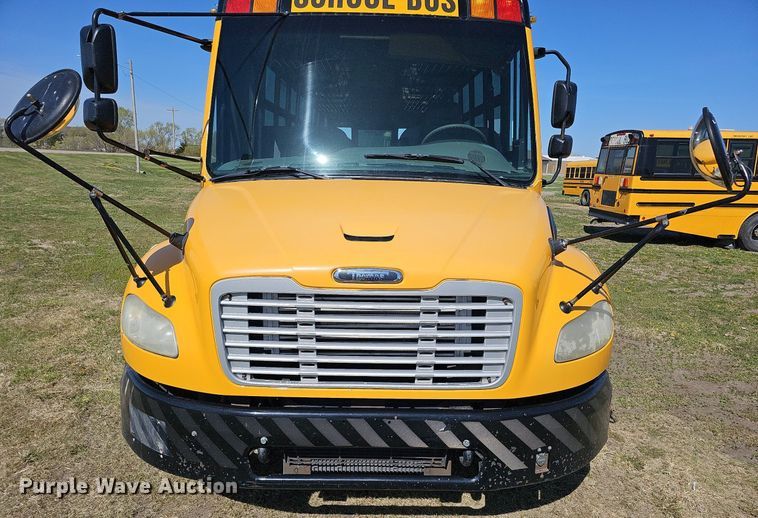 image for item DO4378 2007 Thomas Built Saf-T-Liner C2  school bus