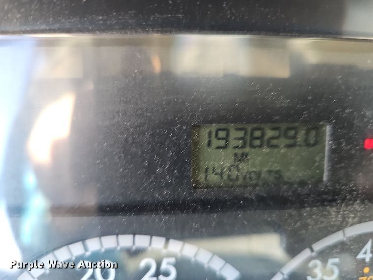 image for item DO4378 2007 Thomas Built Saf-T-Liner C2  school bus