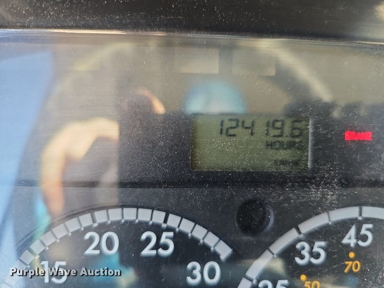 image for item DO4378 2007 Thomas Built Saf-T-Liner C2  school bus