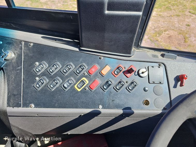 image for item DO4378 2007 Thomas Built Saf-T-Liner C2  school bus