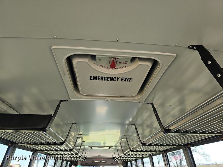 image for item DO4378 2007 Thomas Built Saf-T-Liner C2  school bus