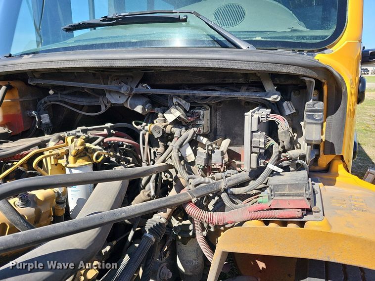 image for item DO4378 2007 Thomas Built Saf-T-Liner C2  school bus