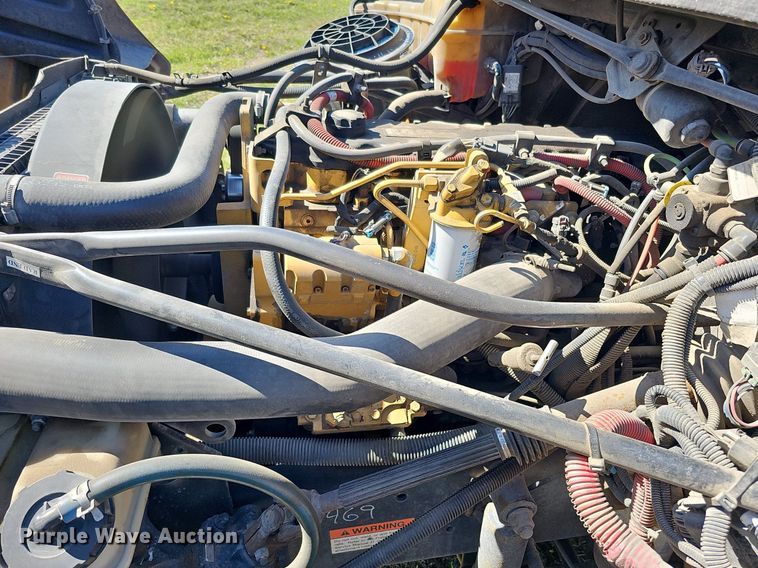 image for item DO4378 2007 Thomas Built Saf-T-Liner C2  school bus