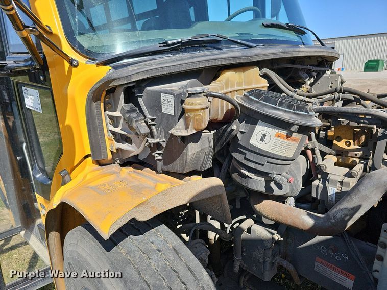 image for item DO4378 2007 Thomas Built Saf-T-Liner C2  school bus