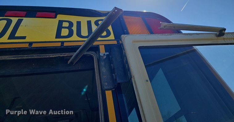 image for item DO4379 2011 Thomas Built Saf-T-Liner C2  school bus