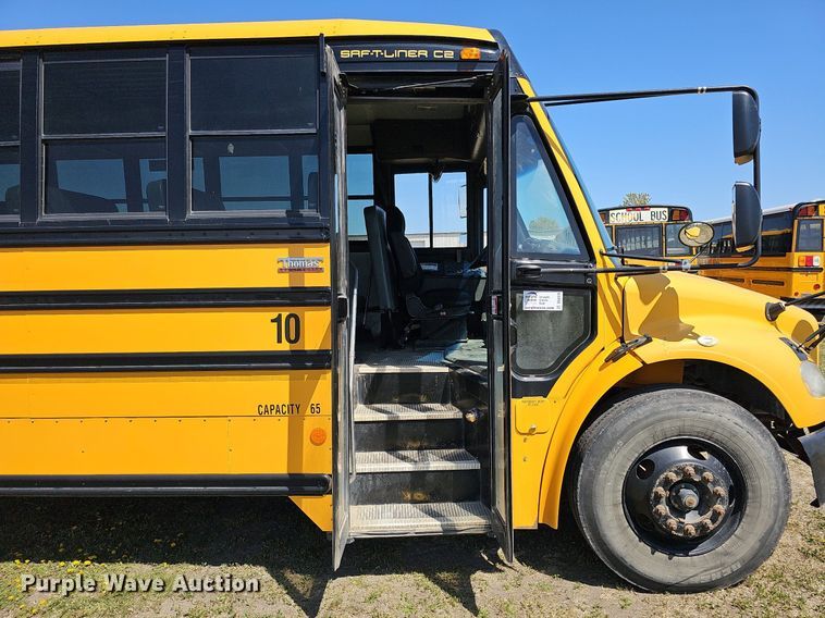 image for item DO4379 2011 Thomas Built Saf-T-Liner C2  school bus