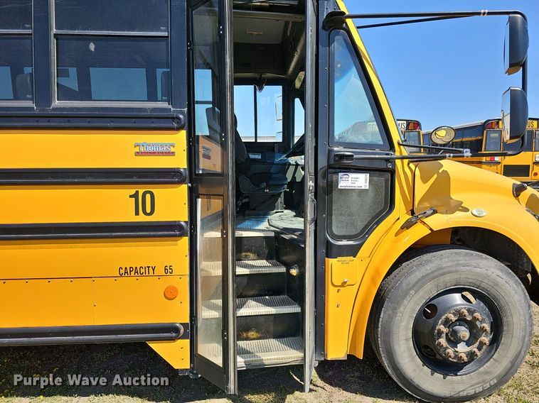 image for item DO4379 2011 Thomas Built Saf-T-Liner C2  school bus