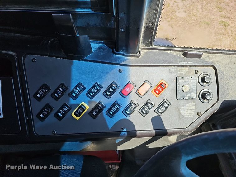 image for item DO4379 2011 Thomas Built Saf-T-Liner C2  school bus