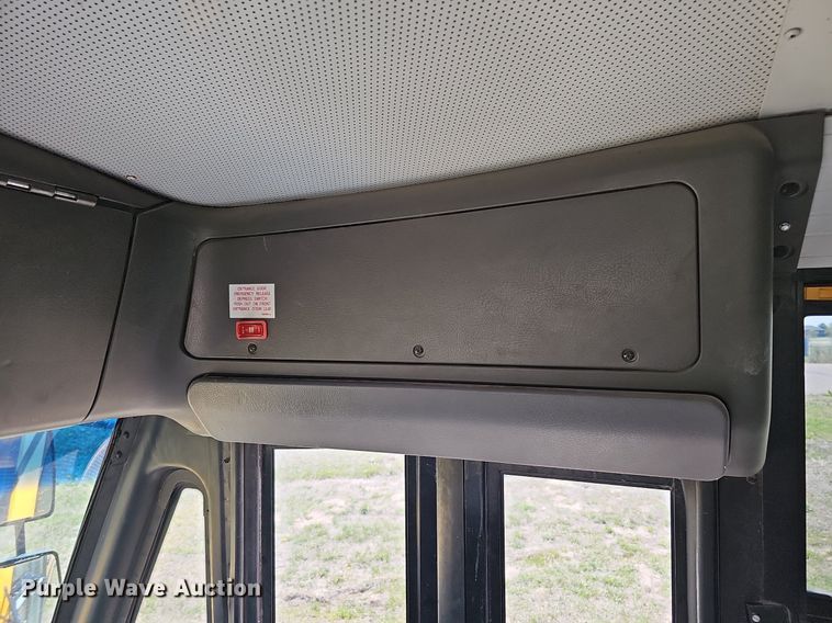 image for item DO4379 2011 Thomas Built Saf-T-Liner C2  school bus