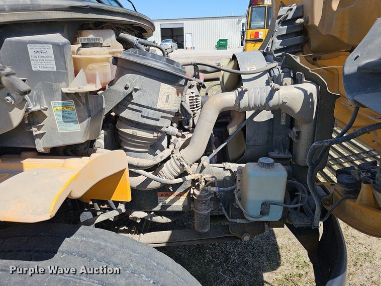 image for item DO4379 2011 Thomas Built Saf-T-Liner C2  school bus