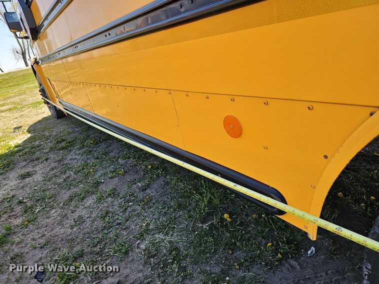 image for item DO4379 2011 Thomas Built Saf-T-Liner C2  school bus