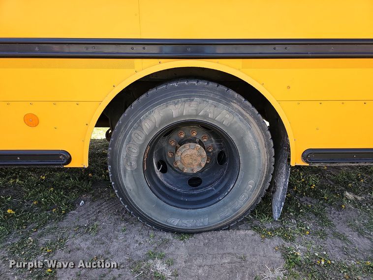 image for item DO4379 2011 Thomas Built Saf-T-Liner C2  school bus