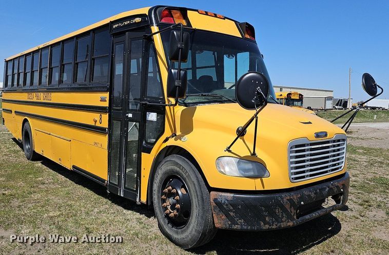 image for item DO4380 2009 Thomas Built Saf-T-Liner C2  school bus