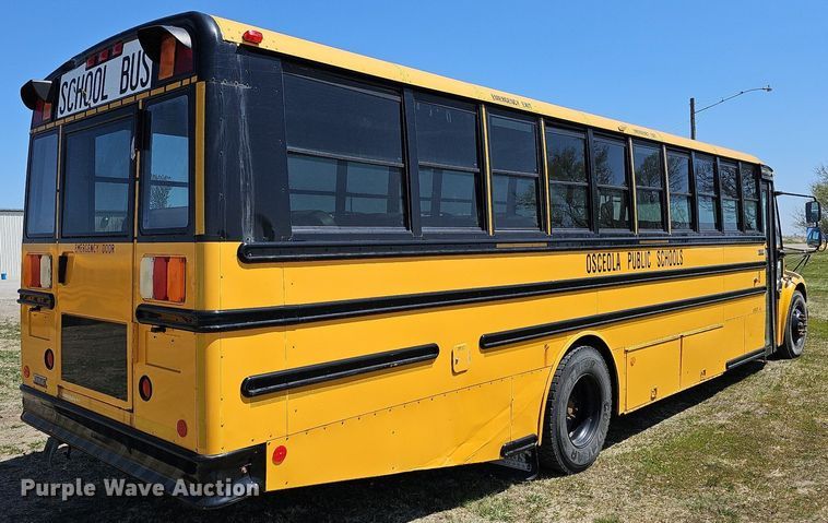 image for item DO4380 2009 Thomas Built Saf-T-Liner C2  school bus