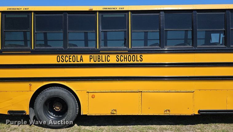 image for item DO4380 2009 Thomas Built Saf-T-Liner C2  school bus