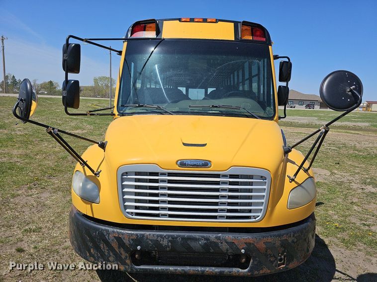 image for item DO4380 2009 Thomas Built Saf-T-Liner C2  school bus