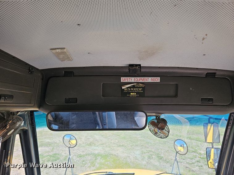 image for item DO4380 2009 Thomas Built Saf-T-Liner C2  school bus