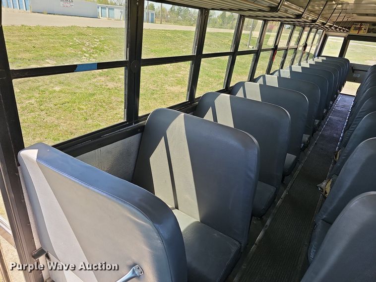 image for item DO4380 2009 Thomas Built Saf-T-Liner C2  school bus