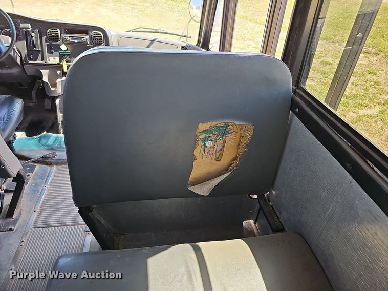 image for item DO4380 2009 Thomas Built Saf-T-Liner C2  school bus