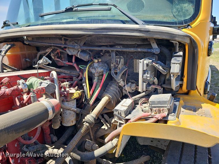 image for item DO4380 2009 Thomas Built Saf-T-Liner C2  school bus